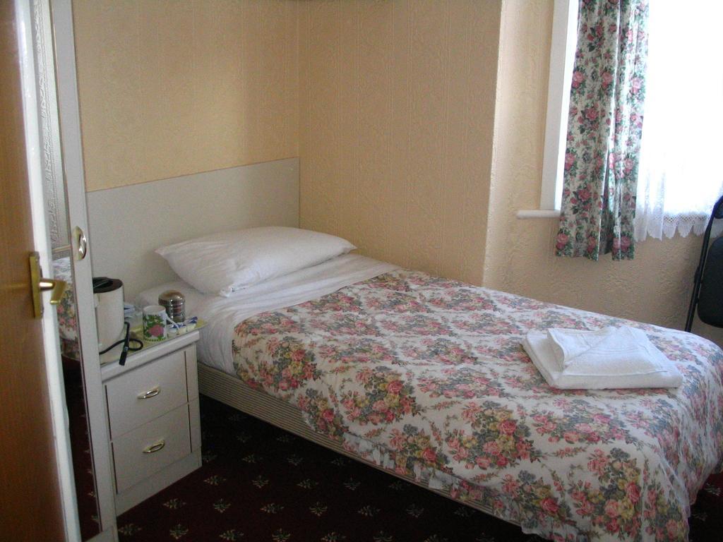 Broadway Hotel Blackpool Camera foto